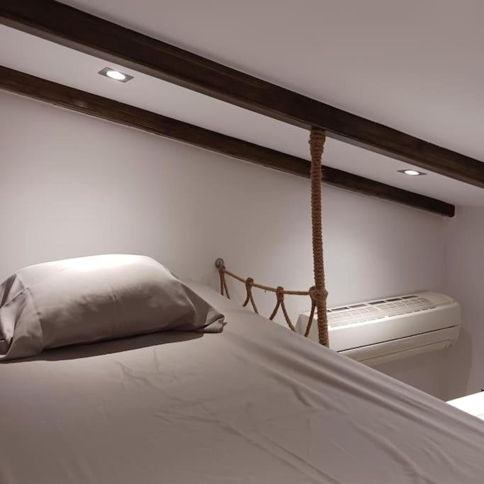 Boutique Eptalofos 15Min From Airport And Sea Apartment Kouvaras Luaran gambar