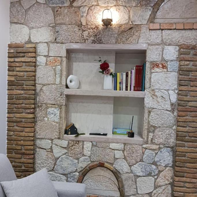Boutique Eptalofos 15Min From Airport And Sea Apartment Kouvaras Luaran gambar