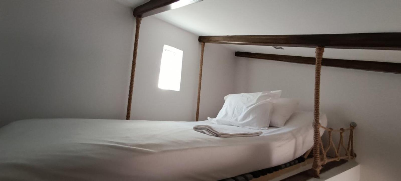 Boutique Eptalofos 15Min From Airport And Sea Apartment Kouvaras Luaran gambar